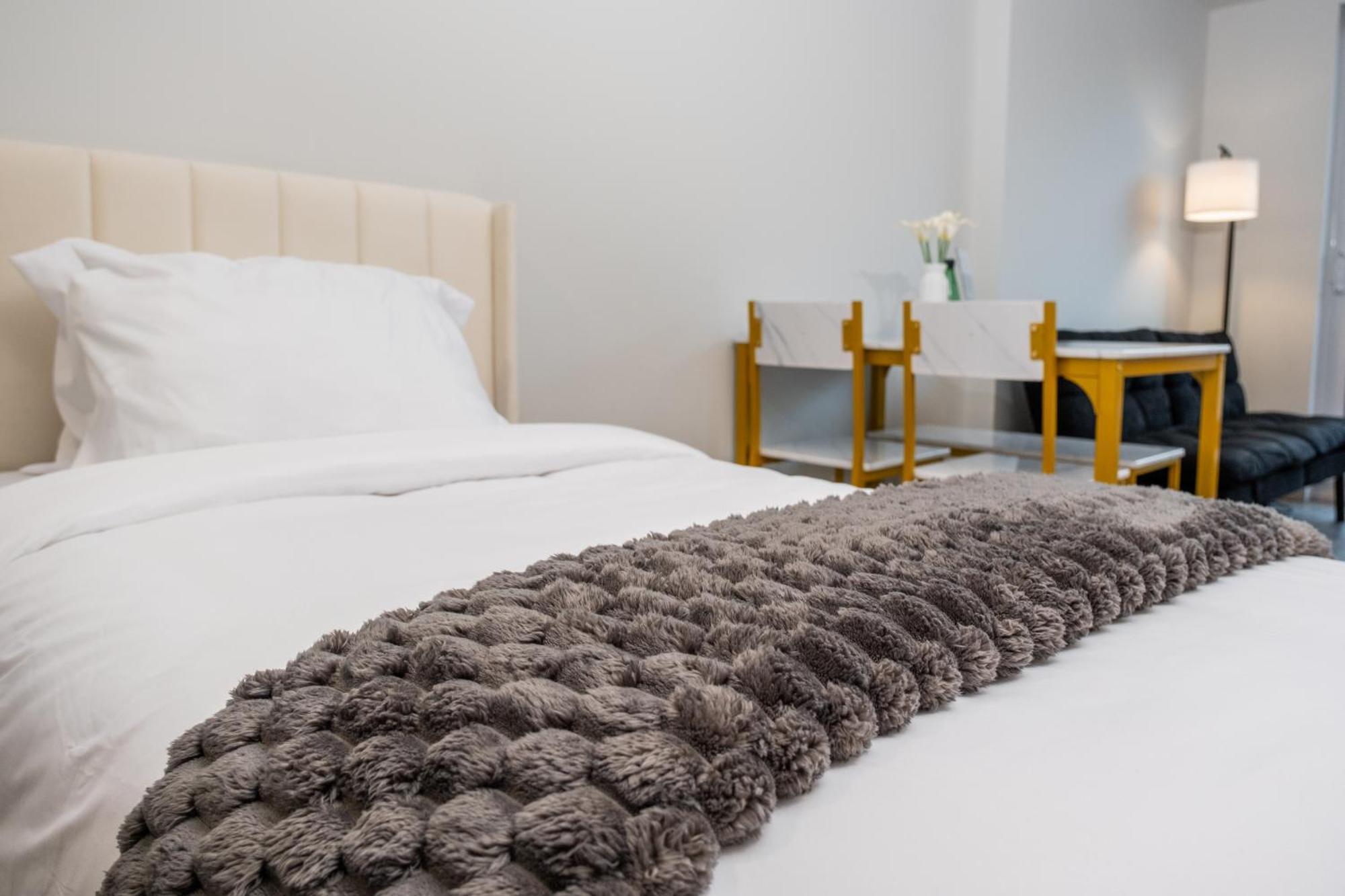 Downtown Center Silverstone Tower I And II Long-Term Booking Only Your Second Home In فانكوفر المظهر الخارجي الصورة