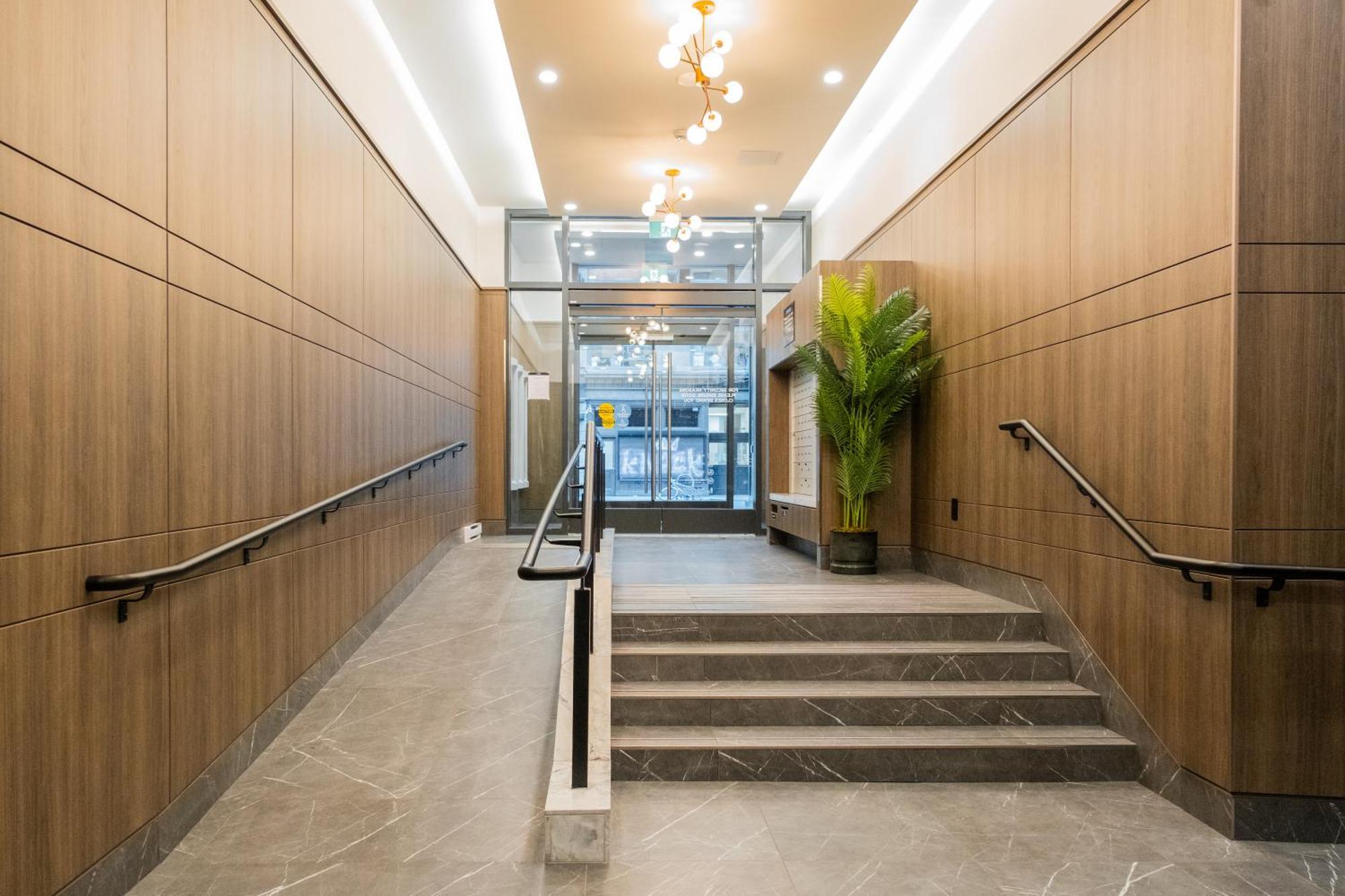 Downtown Center Silverstone Tower I And II Long-Term Booking Only Your Second Home In فانكوفر المظهر الخارجي الصورة