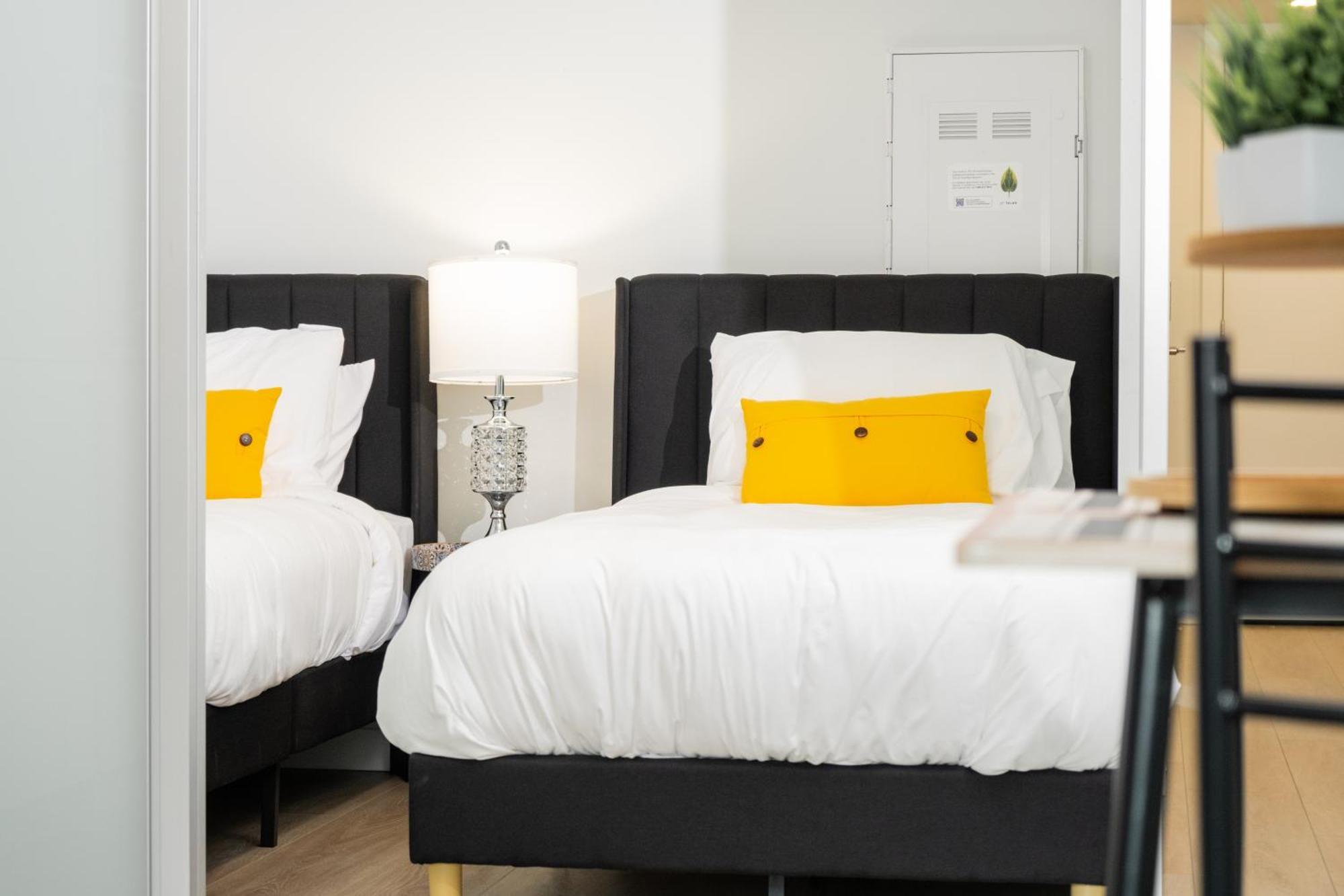 Downtown Center Silverstone Tower I And II Long-Term Booking Only Your Second Home In فانكوفر المظهر الخارجي الصورة